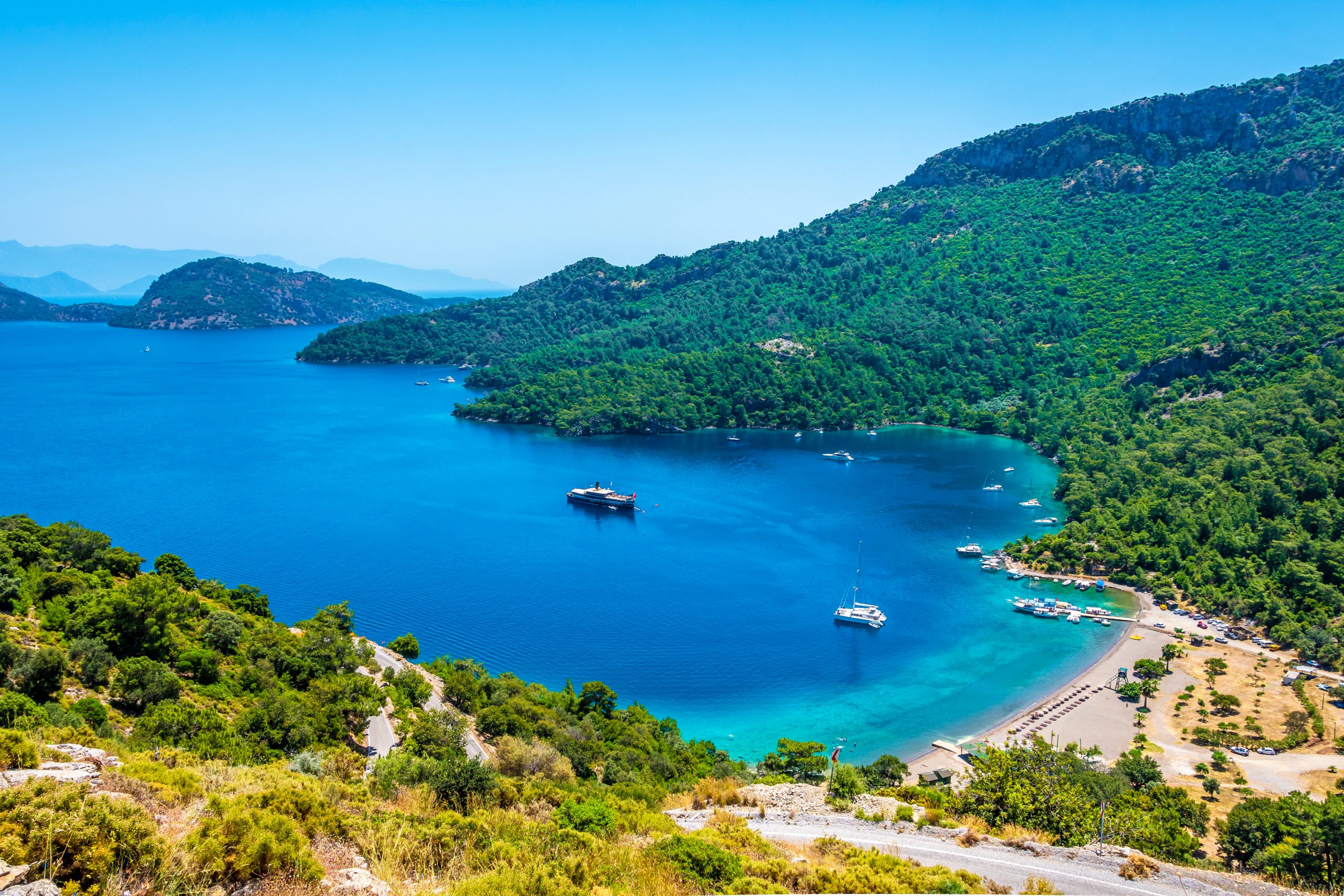 Join the Turkaegean experience in the coast of happiness! The Aegean Region of Türkiye offers you the beautiful landscapes, dazzling coastlines, immaculate beaches, pine woods and olive groves...